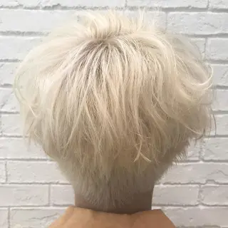 ショート カラー メンズ 松岡 恭弘のヘアスタイル