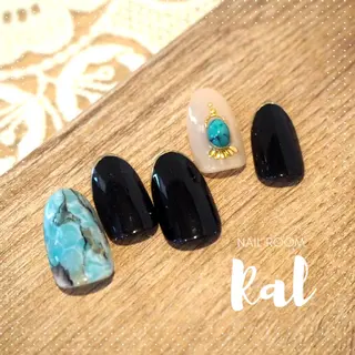 ネイル 山本 友理のネイルデザイン