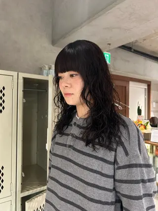 セミロング パーマ ayano🍒パーマ 暖色カラーのヘアスタイル