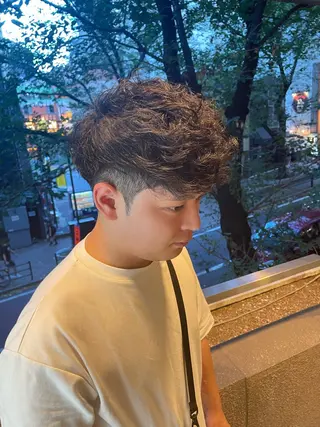 パーマ メンズ Le'a所属・渋谷/フェード/ 國分 翔のヘアスタイル