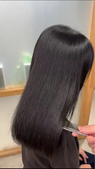 ロング 【全席個室/シェアサロン】FRAME + HairEsthe 御堂筋難波店所属・ひらやま りょういちのヘアスタイル