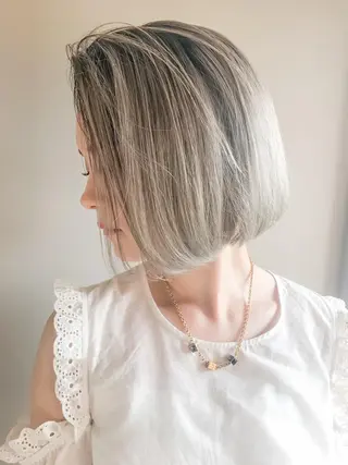 ショート カラー 🇨🇳ワンホンヘア 下田鉄也のヘアスタイル