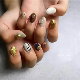 ネイル GRANDE OSU Anna 🧸💛のネイルデザイン