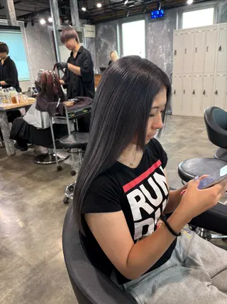 ロング カラー ハイトーンブロンド 横浜💞ミオのヘアスタイル