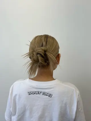 セミロング ヘアアレンジ 透明感カラー/cut モデル募集🪡ハルカのヘアスタイル