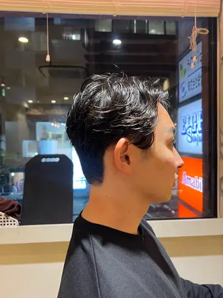パーマ メンズ 柳川 瑠衣菜のヘアスタイル