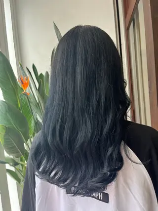 カラー インナーカラー🩵 角田紗雪のヘアスタイル