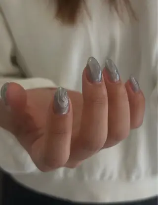 ネイル DEEokazaki momonaのネイルデザイン