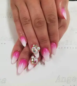 ネイル Angelica ネイリストのネイルデザイン