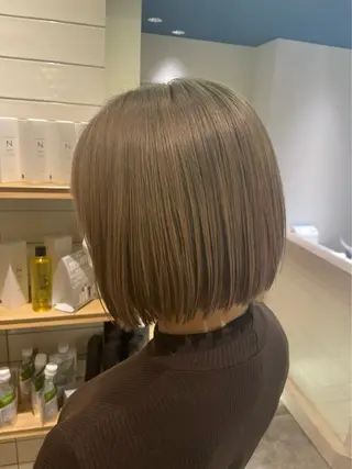 ショート カラー 透明感カラー🧡🌿 Mioのヘアスタイル