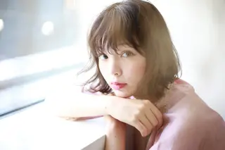 ショート カラー アンブレラカラー💫 フェイスフレーミングのヘアスタイル