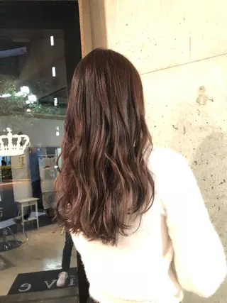 セミロング カラー 新宿髪質改善レイヤー カット内田智大のヘアスタイル