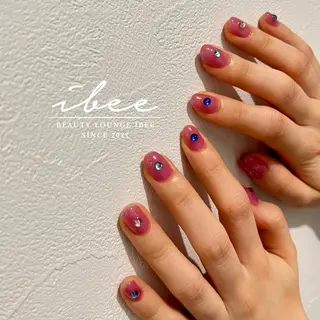 ネイル ibee nail 🤍yumiのネイルデザイン