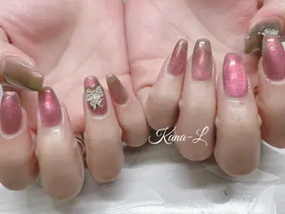 ネイル 芦辺 香奈のネイルデザイン