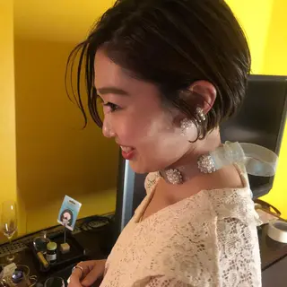 ショート カラー ヘアアレンジ BRUNTJET所属・MAEDA MADOKAのヘアスタイル