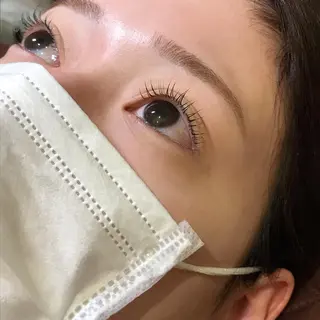 マツエク・マツパ Cure所属・三澤 朱里の眉毛・アイブロウイメージ