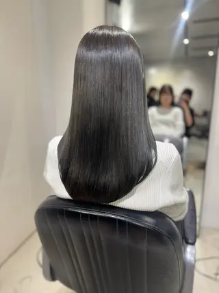 ロング カラー パーマ ヘアアレンジ 透明感/オリーブ/ グレージュ/YUKAのヘアスタイル