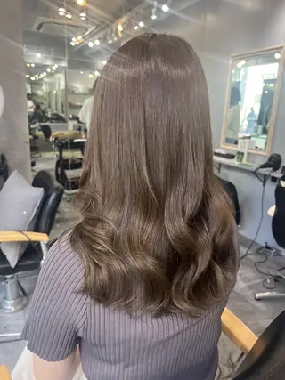 セミロング カラー ハイトーン/ブリーチ 💙みずき💙のヘアスタイル