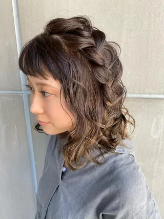 セミロング カラー ヘアアレンジ たなか ちあきのヘアスタイル