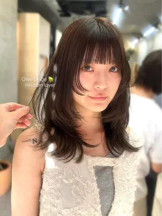 ミディアム カラー SALT WATER所属・🫐 𝐌𝐚𝐨 🫐似合わせcutのヘアスタイル