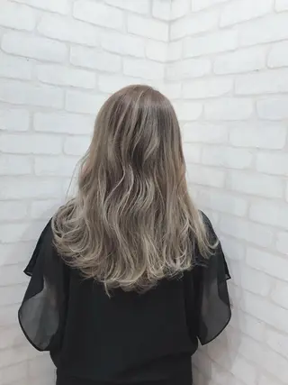 セミロング 若山 敦のヘアスタイル
