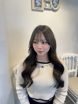 ロング 透明感カラー/レイ ヤーカット/KaHoのヘアスタイル