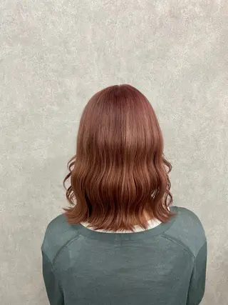 ミディアム 🩶西 雪乃/透明感 くすみカラー🫧のヘアスタイル