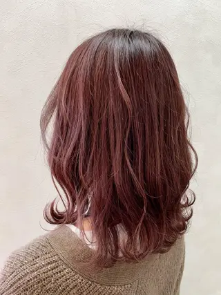 セミロング カラー 加藤(旧姓 今竹) 遥花のヘアスタイル