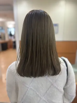 ミディアム カラー カンベ ショウリのヘアスタイル