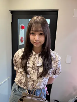 ロング カラー 韓国ヘア暗髪 ダブルカラーメンズ可のヘアスタイル