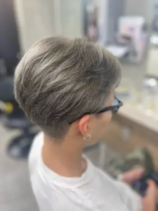 カラー メンズ 🖤 tsubura🖤のヘアスタイル
