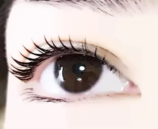 マツエク・マツパ aJyu アジュ所属・漢方温熱まつげ眉毛 痛いドライヘッドスパのマツエク・マツパデザイン