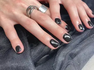 ネイル 𝐴𝑁𝑈𝐸 深爪育成専門サロンのネイルデザイン