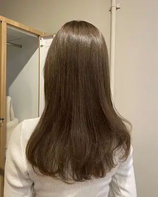 カラー 高発色ブリーチ/ ハイレイヤー🪽aiのヘアスタイル