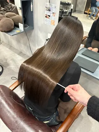 ロング カラー 宇佐美 柊のヘアスタイル