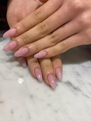 ネイル ネイル&アイ QUEEN&CRIMSON所属・眉WAX/ピーリング ホワイトニングの眉毛・アイブロウイメージ