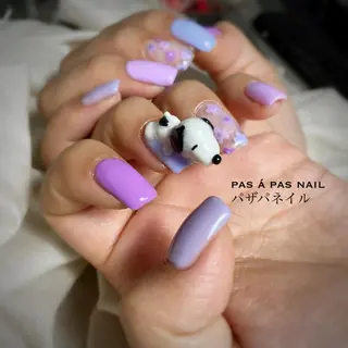 ネイル Yakko pas á pasのネイルデザイン