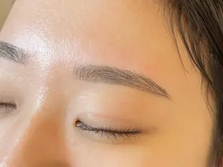 アイブロウ eyelist ARISA☺︎のマツエク・マツパデザイン