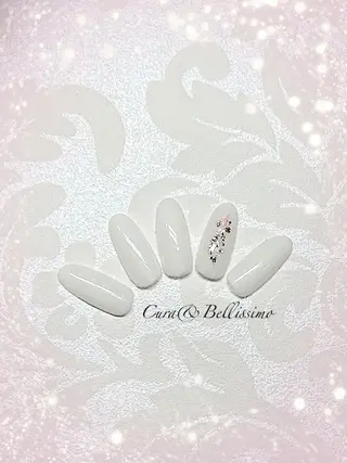 ネイル Cura&Bellissimo クーラ&ベリッシモ所属・クーラアンド ベリッシモのネイルデザイン