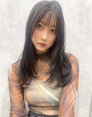 セミロング カラー ヘアアレンジ 透明感カラー/推しカ ラー☁️JURAのヘアスタイル