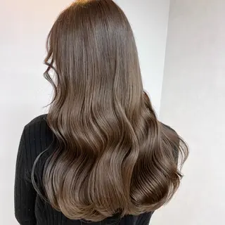 ロング カラー TriumpH天王寺店【ミルボンAujua認定サロン】所属・SAKI🐈‍⬛【 HAPPY届けます】のヘアスタイル