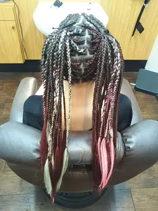 ロング メンズ マツエク・マツパ キッズ ヘアアレンジ scamp ★のヘアスタイル