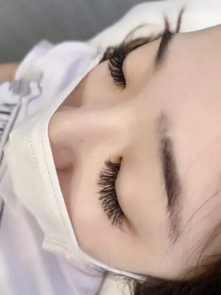 マツエク・マツパ Ubuntu🎀 ネイルサロン✨のネイルデザイン