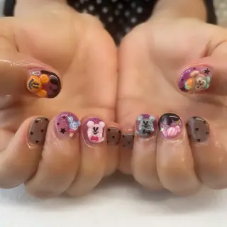 ネイル 🌈🐰 saki. m 🐰🌈のネイルデザイン