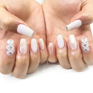 ネイル Minami 🍓のネイルデザイン