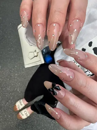 ロング カラー ヘアアレンジ キッズ ネイル マツエク・マツパ アイブロウ 福田 加奈のネイルデザイン