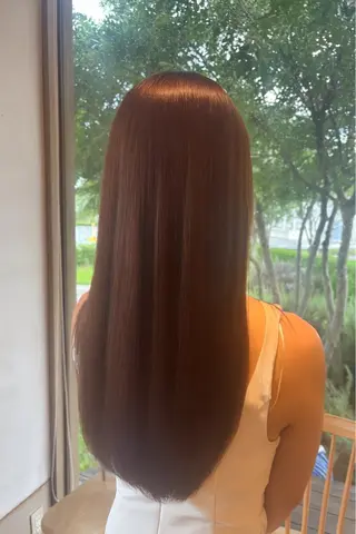 カラー 加藤 礼奈のヘアスタイル