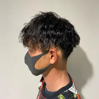 ショート パーマ メンズ 橋本 琉磨のヘアスタイル