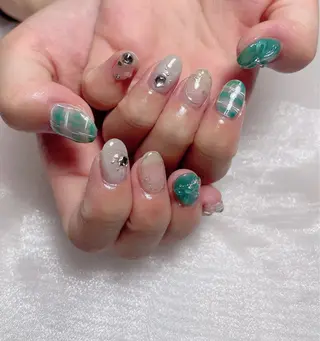 ネイル hairsalon556所属・hairsalon 556のネイルデザイン