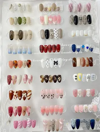 ネイル 🌼リオナ ♥️のネイルデザイン